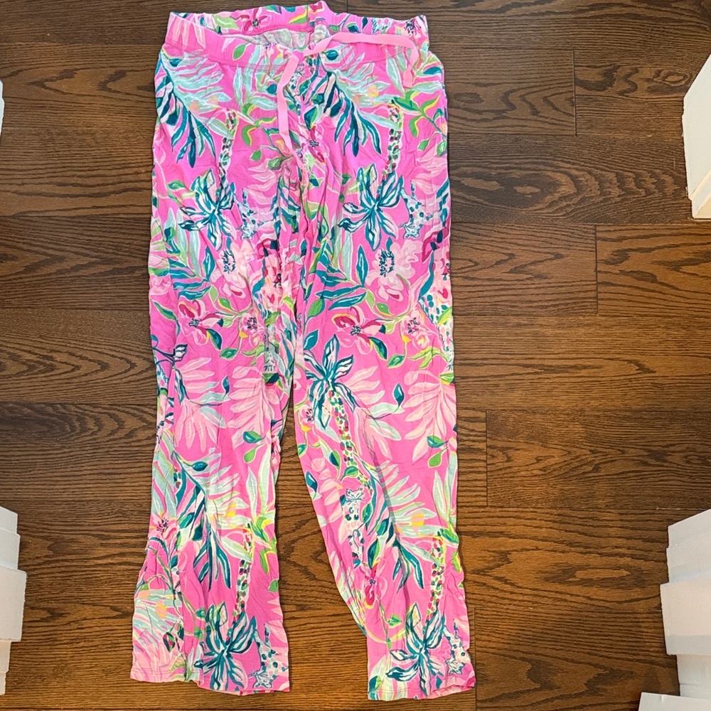 Lilly Pulitzer Pink Tropical pajamas - Picture 2 of 5